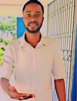 Pedro Dibanzilua Júnior